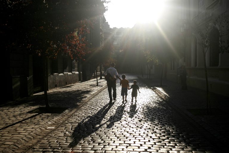 Pensiones de alimentos: qué puede hacer un padre o madre cuando el deudor no paga