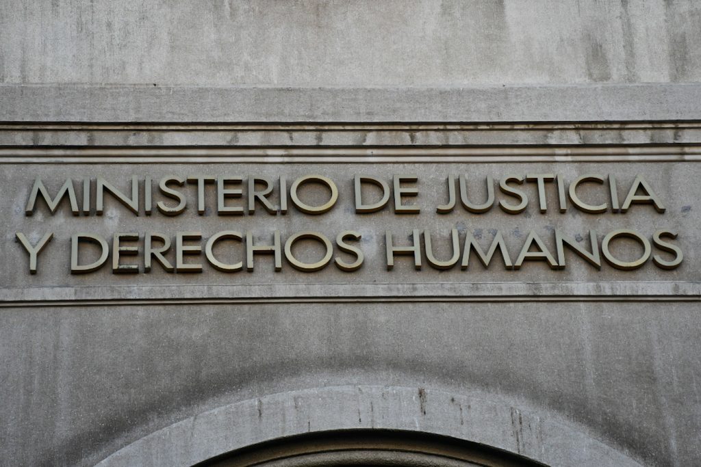 Servicio de Reinserción Juvenil desvincula a cinco directivos del centro de Coronel tras detectar fallas