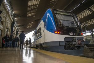 Gobernador de Santiago y alcaldes piden al Presidente Kast que el Tren a Melipilla llegue hasta Alameda