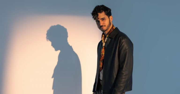 Andrés Obregón vuelve a Chile con sus grandes éxitos: revisa cuándo y dónde será su show