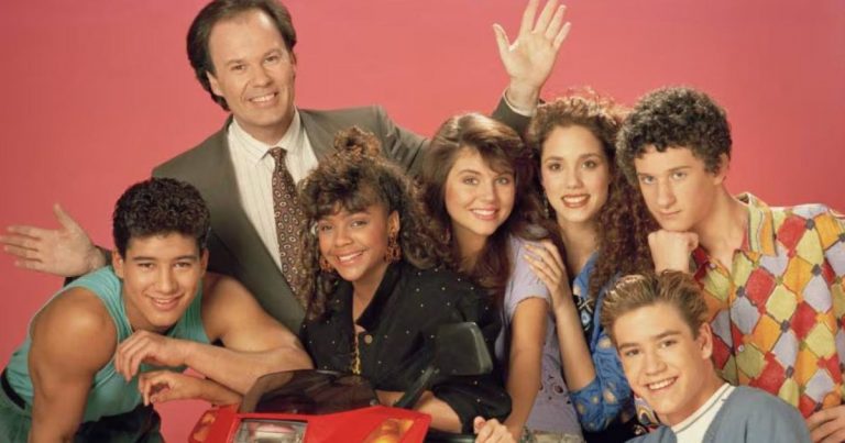 Muere Dennis Haskins, el recordado director Belding de “Salvados por la campana”, a los 75 años