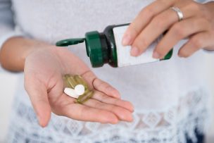 Bajar de peso rápidamente después del 18: especialista explica por qué puede ser riesgoso