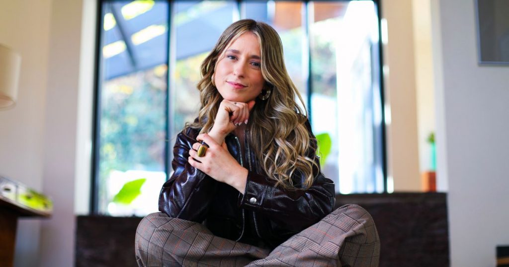 Camila Outon, la actriz de 'Patito feo' que dejó Argentina por amor y ahora apuesta en Canal 13