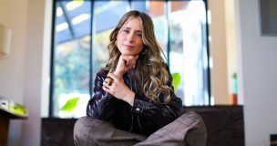 Camila Outon, la actriz de “Patito feo” que dejó Argentina por amor y ahora apuesta en Canal 13
