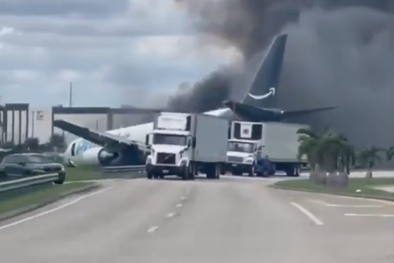 Tragedia en Miami: Al menos cinco muertos tras incendio de avión en un aeropuerto
