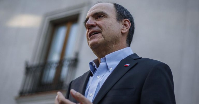 Exministro Monckeberg por falta de diálogo en la Convención: 