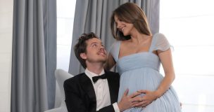 Barbara Palvin y Dylan Sprouse anuncian el nacimiento de su primera hija con tierna imagen familiar