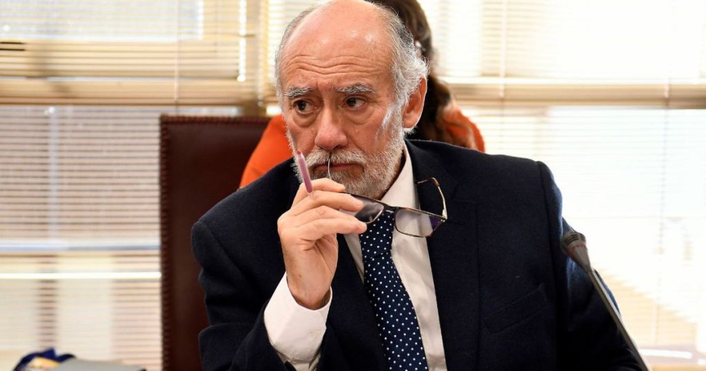 Senador Flores por incentivo a Carabineros: “Van a contar con mi voto si están todos los elementos y no hay letra chica”