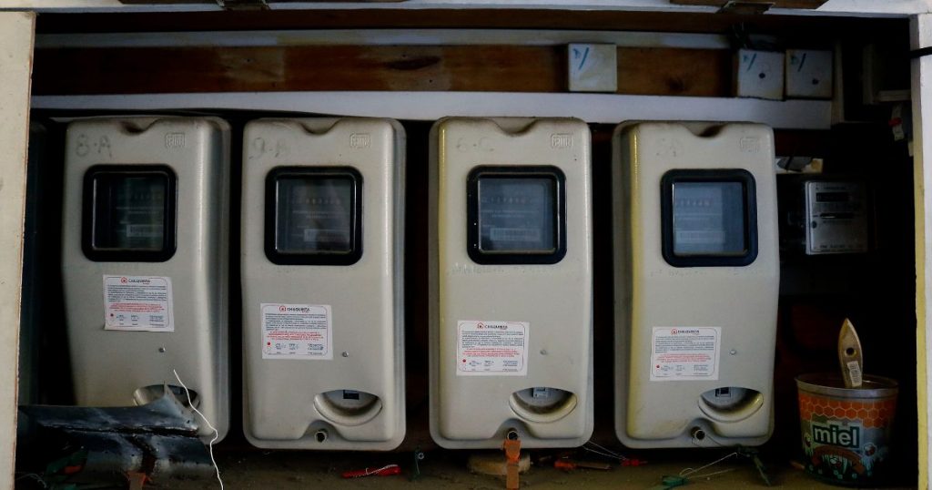 SEC formula cargos contra Enel por medidores que registrarían consumo sin artefactos conectados: Habrán 56 mil afectados