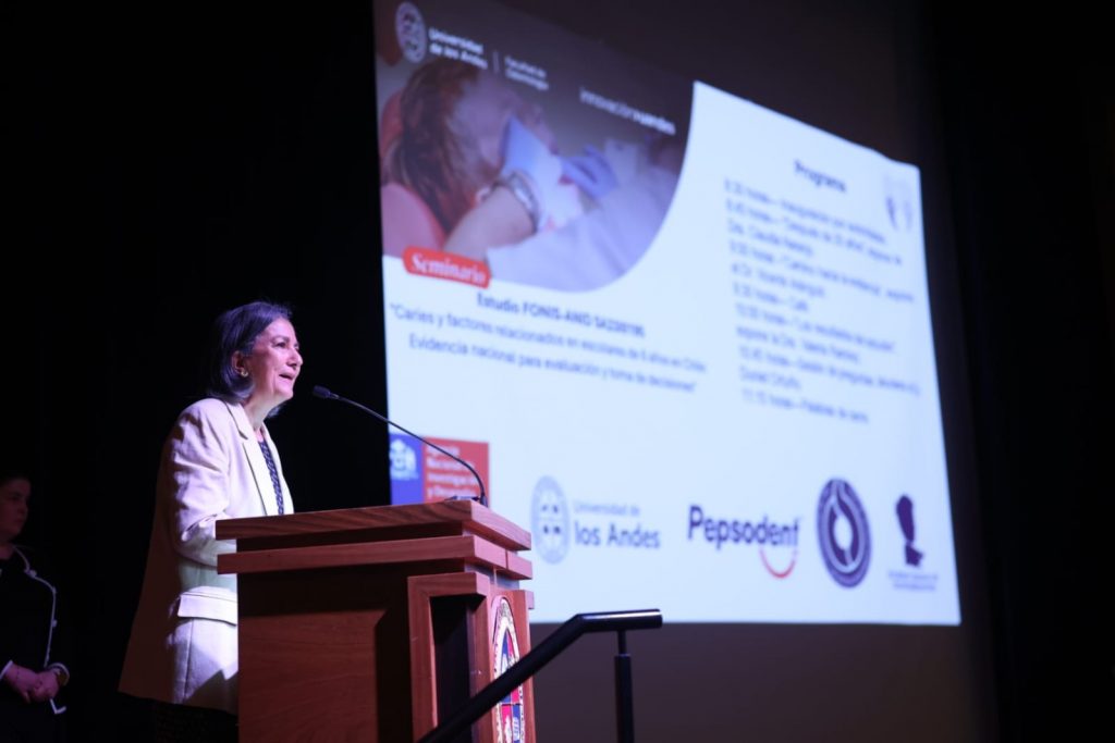 Caries infantil en Chile baja, pero 42% de los niños aún tiene lesiones sin tratar según estudio