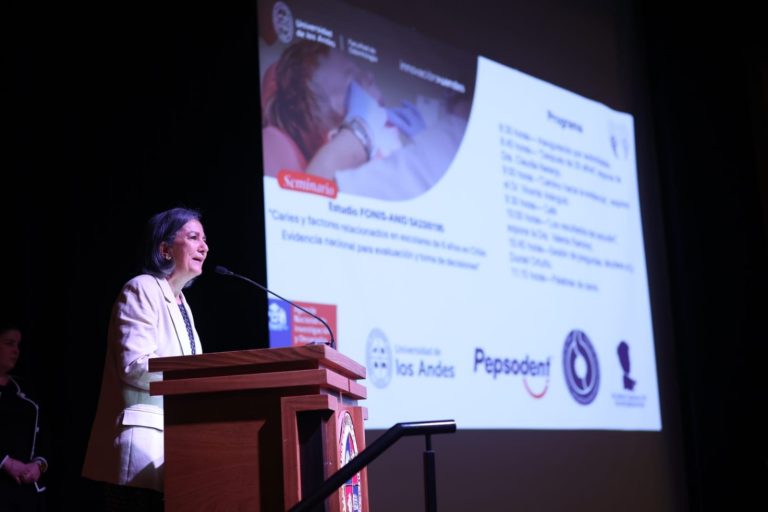 Caries infantil en Chile baja, pero 42% de los niños aún tiene lesiones sin tratar según estudio