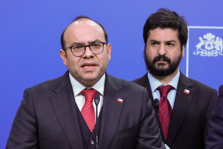 Gobierno entrega más de $46 mil millones en Bonos de Recuperación a hogares afectados por sistemas frontales