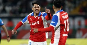 Zampedri lidera nuevo triunfo de la UC ante Palestino y los cruzados se afianzan en el Chile 2