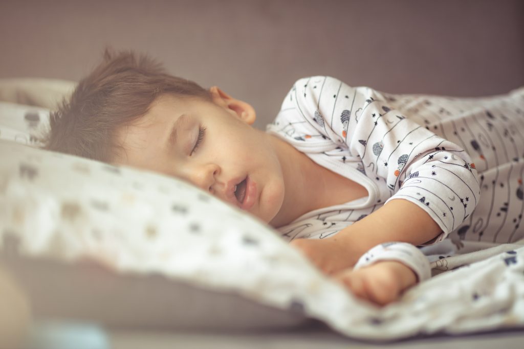 Ronquido infantil y alergias: especialistas explican cuándo es necesario consultar
