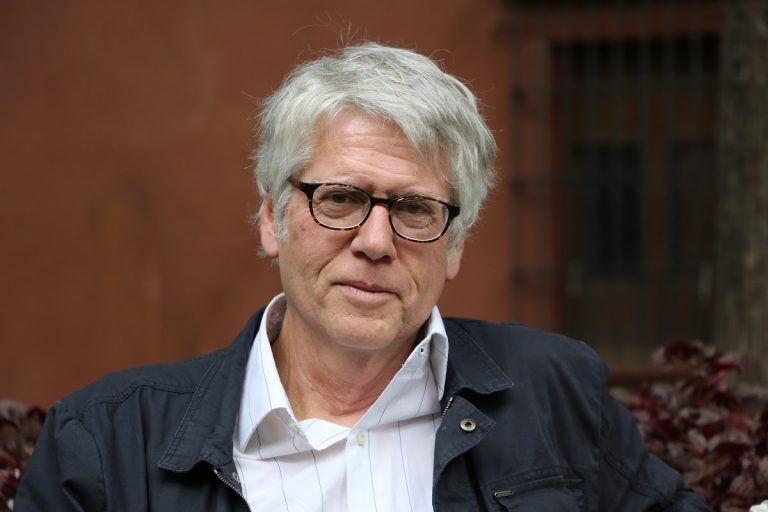Escritor peruano Mario Montalbetti recibe Premio Iberoamericano de Letras José Donoso