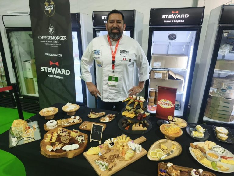 Chef peruano resalta el potencial del queso chileno en Espacio Food Service: “Será una maravilla”