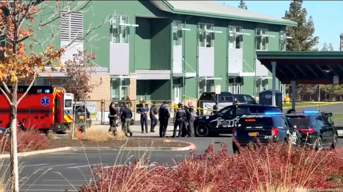 Tiroteo en escuela de Estados Unidos deja cuatro muertos: Atacante tenía 16 años