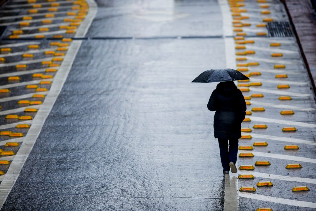Pronóstico en Santiago: revisa los días en que se esperan lluvias y posibles tormentas eléctricas