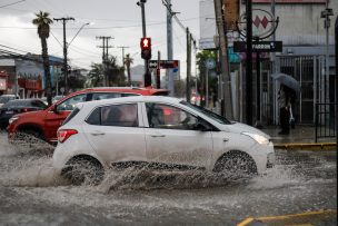 Suspenden las clases este martes 20 de octubre en 10 comunas de la Región Metropolitana: conócelas acá