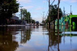 Sistema frontal: expertos advierten por riesgos de virus respiratorios y enfermedades tras inundaciones