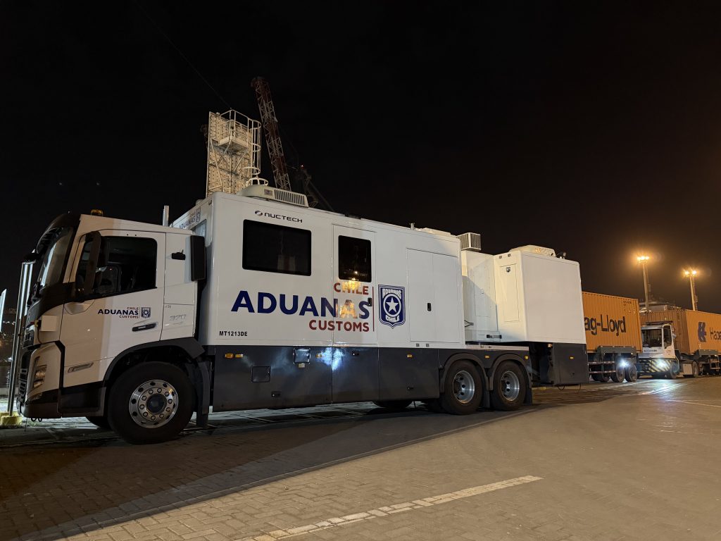 Aduanas despliega seis camiones escáner en megaoperativo contra el contrabando y crimen organizado
