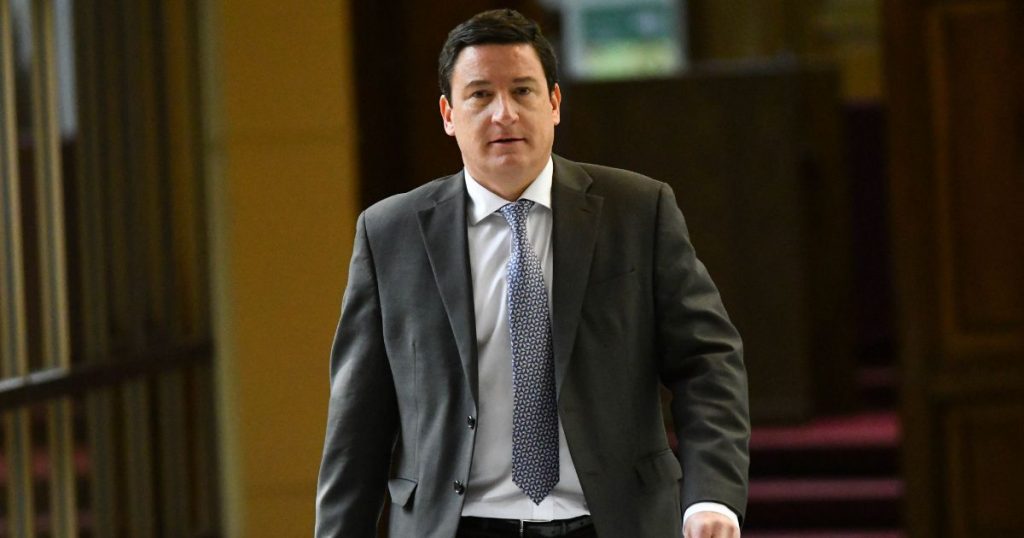 Squella adelanta nueva reforma de seguridad: Propuesta modificará el actual Estado de Emergencia