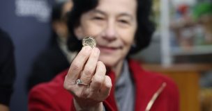 Nueva moneda de $50 comienza a circular en Chile: estas son sus principales características