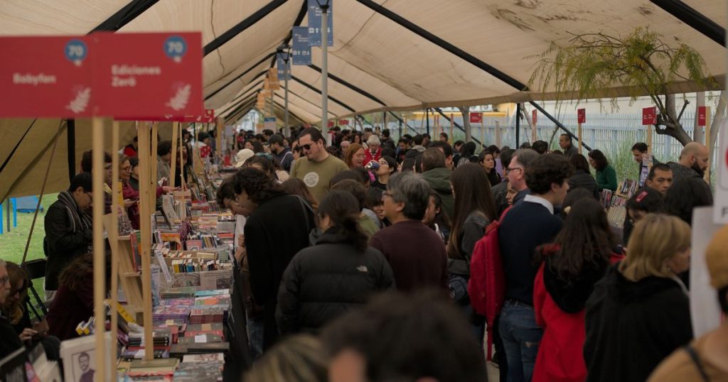 Primavera del Libro celebra 15 años con más de 100 actividades gratuitas en la Estación Mapocho