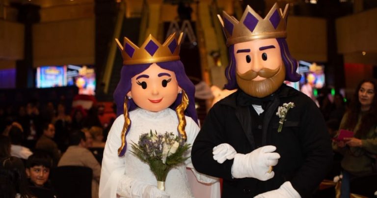 Insólita boda sorprendió en Monticello: Mr. y Miss Dreams dieron el “sí” por sus 18 años