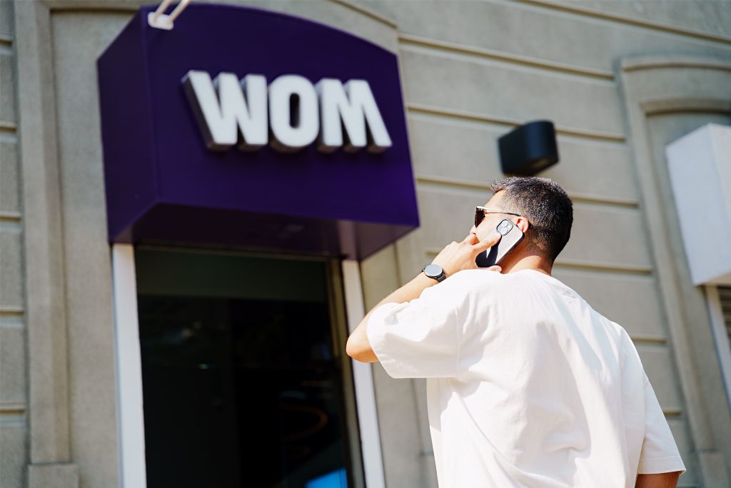 WOM activa medidas de apoyo para clientes ante aluvión
