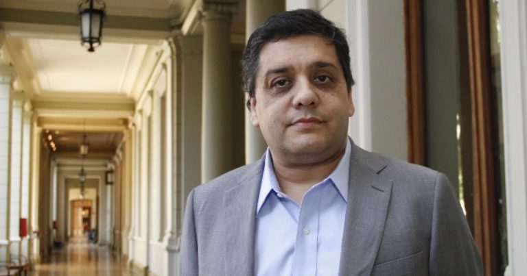 Economista de la UC tras desempleo de 9,8%: “Las razones de nuestro estado actual son internas, son autoinfligidas”