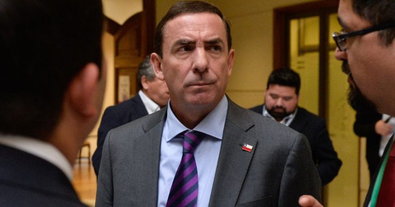 Ministro Rabat descarta renunciar en medio de polémica por rebajas de condena a abusadores sexuales