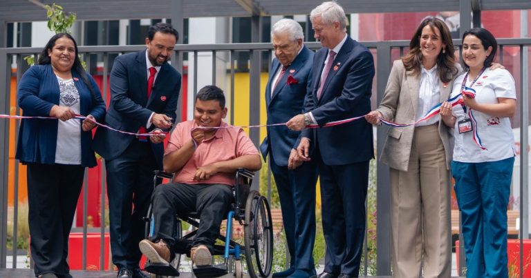 Presidente Kast inaugura Instituto Teletón Ñuble y promulga ley que crea el Día Nacional de la Teletón
