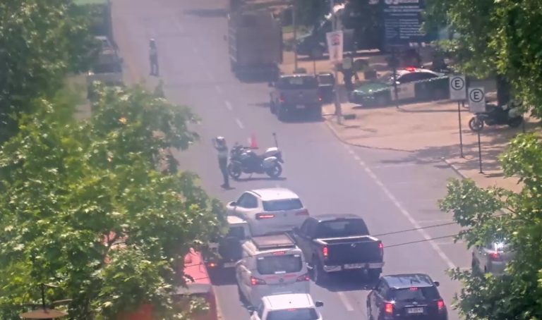Grave accidente de tránsito en Providencia desata operativo de Carabineros: Revisa los detalles
