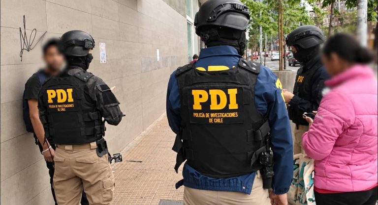 PDI fiscalizó a más de 2 mil extranjeros y detectó 347 infractores de la normativa migratoria