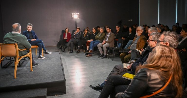 Universidad Finis Terrae anuncia seminario gratuito sobre cultura e inteligencia artificial: cómo participar