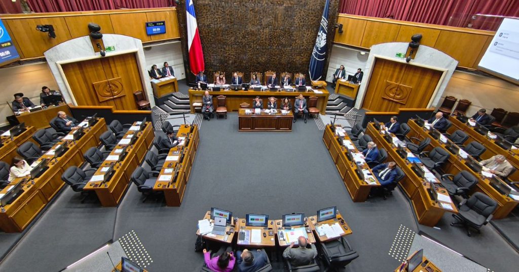 Senadores presentan proyecto para derogar rebaja de penas a condenados por delitos sexuales contra menores