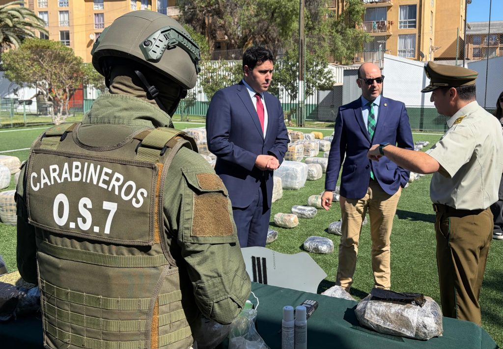 Carabineros incauta casi 1,8 toneladas de marihuana en Ruta 5 Norte: avalúo supera los $17 mil millones
