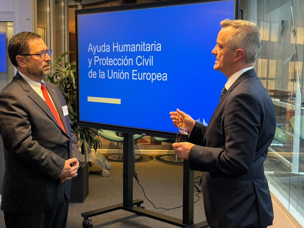 Canciller Pérez Mackenna impulsa acuerdos con la Unión Europea en seguridad e inversión