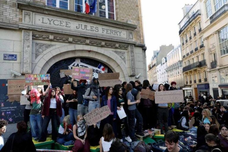 Francia en alerta por masivas protestas estudiantiles: 5.000 detenidos y cientos de colegios cerrados