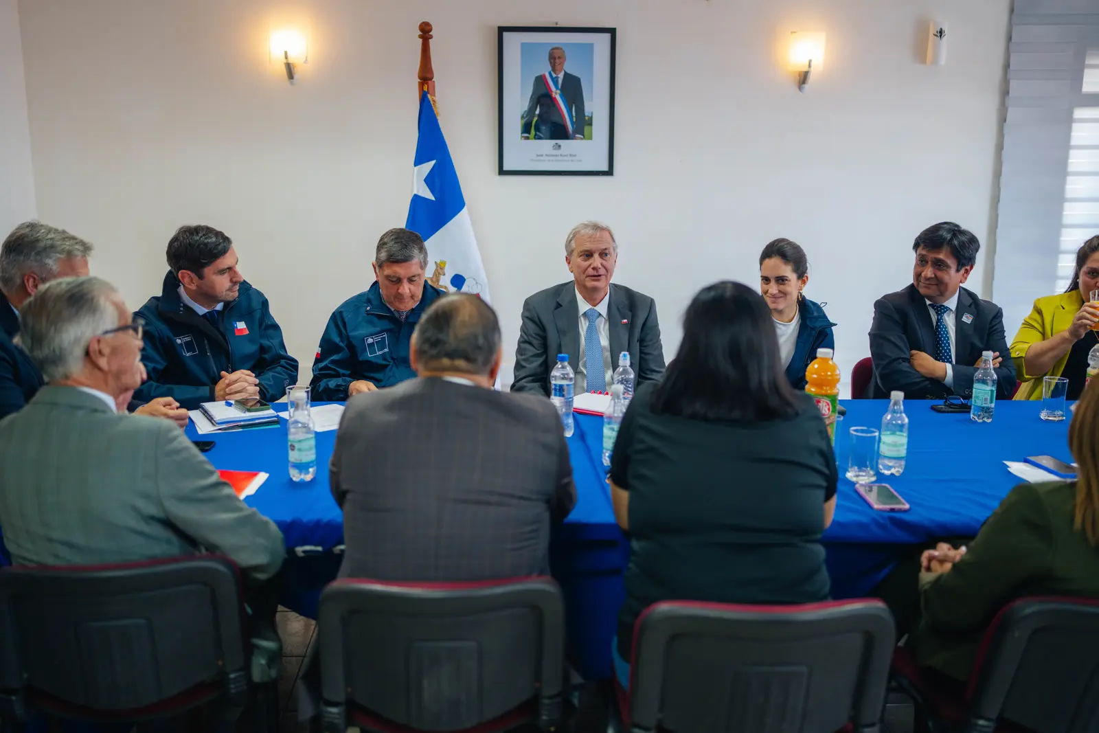 Kast se reúne con alcaldes de Antofagasta para abordar las principales necesidades de la región