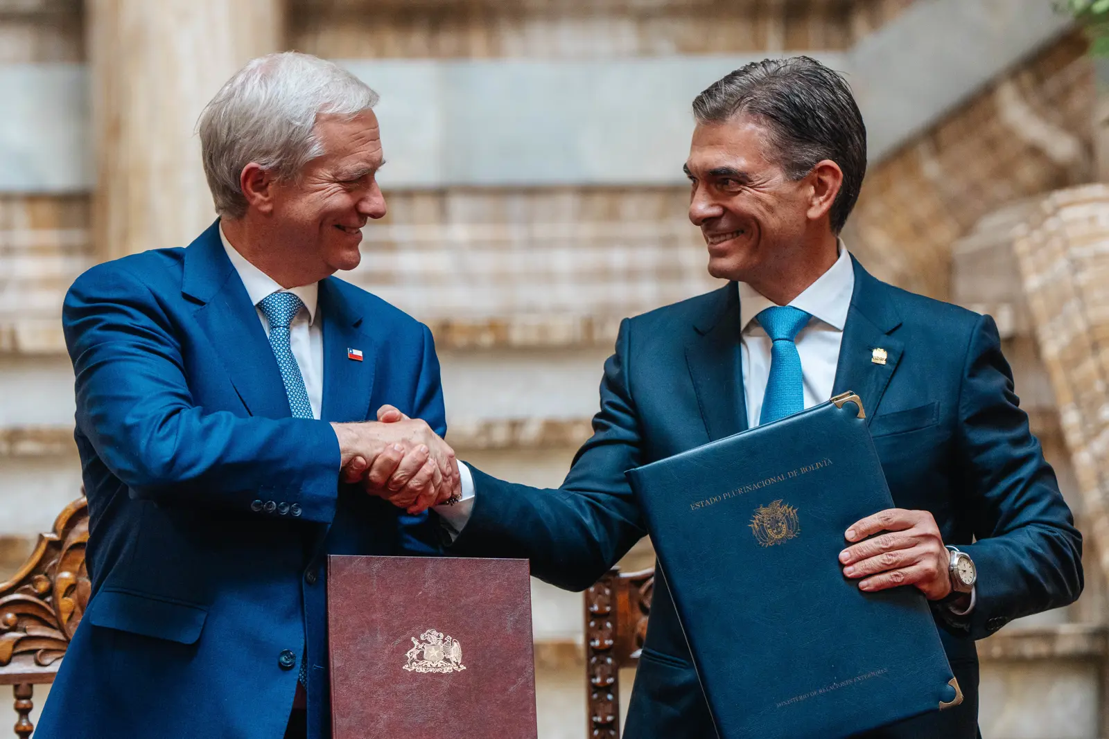 Presidente Kast realiza histórica visita oficial a Bolivia tras 71 años y encabeza firma de acuerdos bilaterales